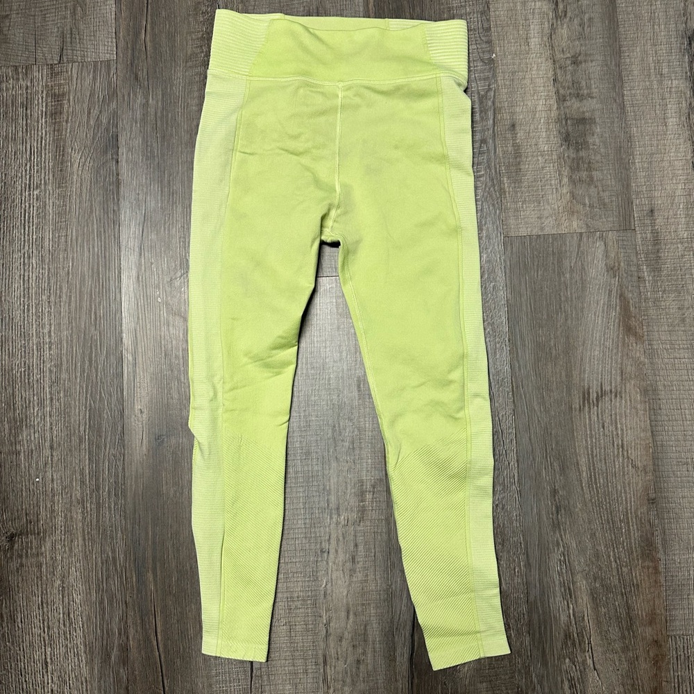 Offline by Aerie lime green compression leggings size Large